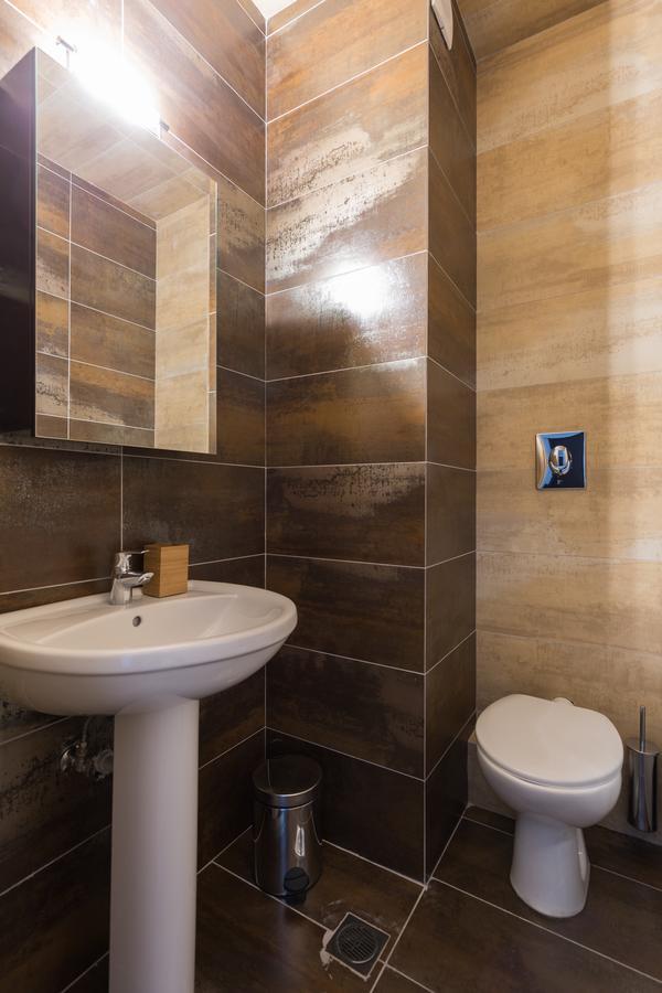 Stylish And Spacious 2Bd - Thiseio By Upstreet Athena Bagian luar foto